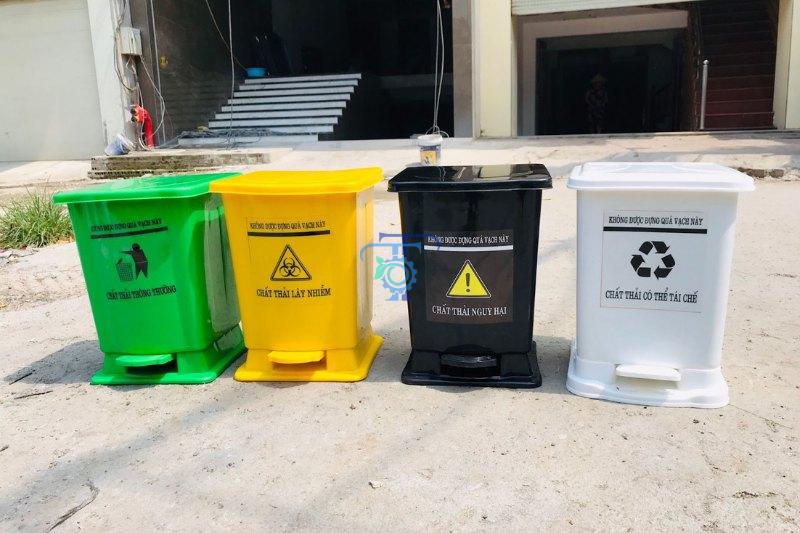 Ứng dụng của thùng rác y tế dung tích 15 lít Ứng dụng của thùng rác y tế dung tích 15 lít