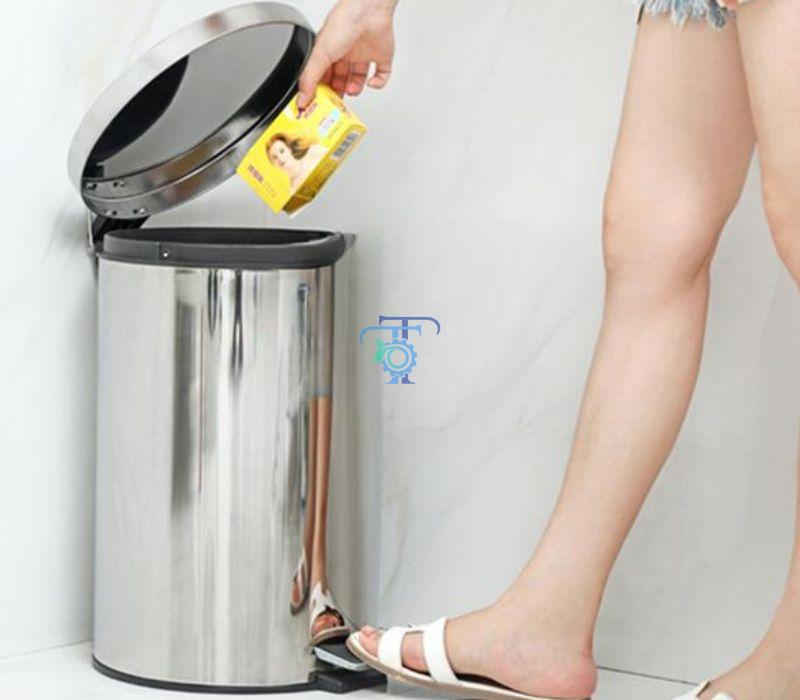 Cách hoạt động của thùng rác inox đạp chân 12 lít