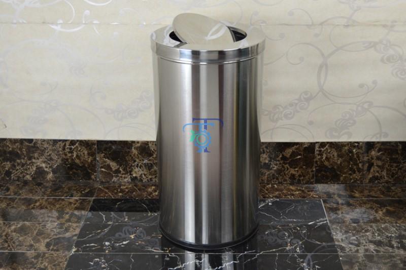 Thùng rác inox tròn nắp lật 480 x 810mm Thùng rác inox tròn nắp lật 480 x 810mm