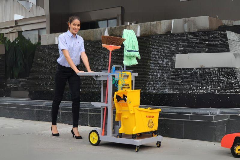 Cấu tạo của xe dọn vệ sinh