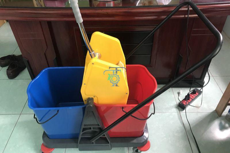 Xe vắt móp đôi 2 màu đỏ - xanh